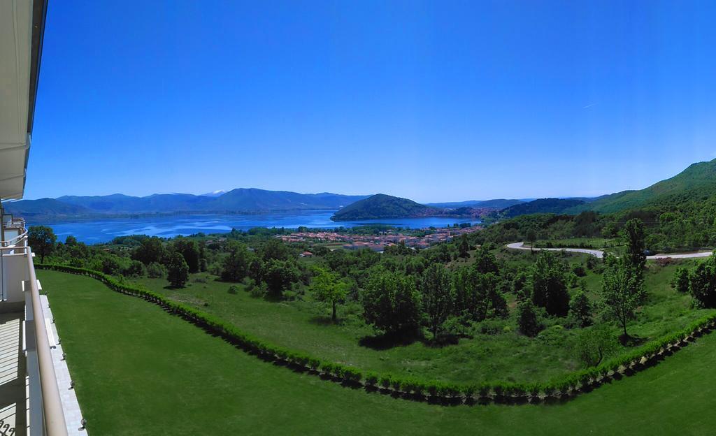 Enastron View Hotel カストリア エクステリア 写真